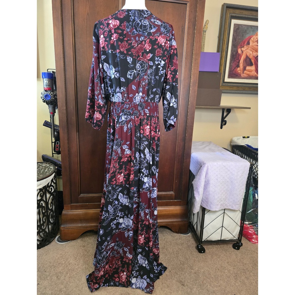City Chic Floral Maxi Dress Burgundy Blue Black Smocked Waist V-Neck Size 16 - Picture 3 of 8